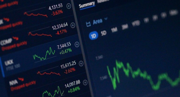 Liquidating-Bitcoin-Ether-Futures-ETFs-21Shares-Cites-Market-Downturn.jpg Liquidating-Bitcoin-Ether-Futures-ETFs-21Shares-Cites-Market-Downturn.jpg